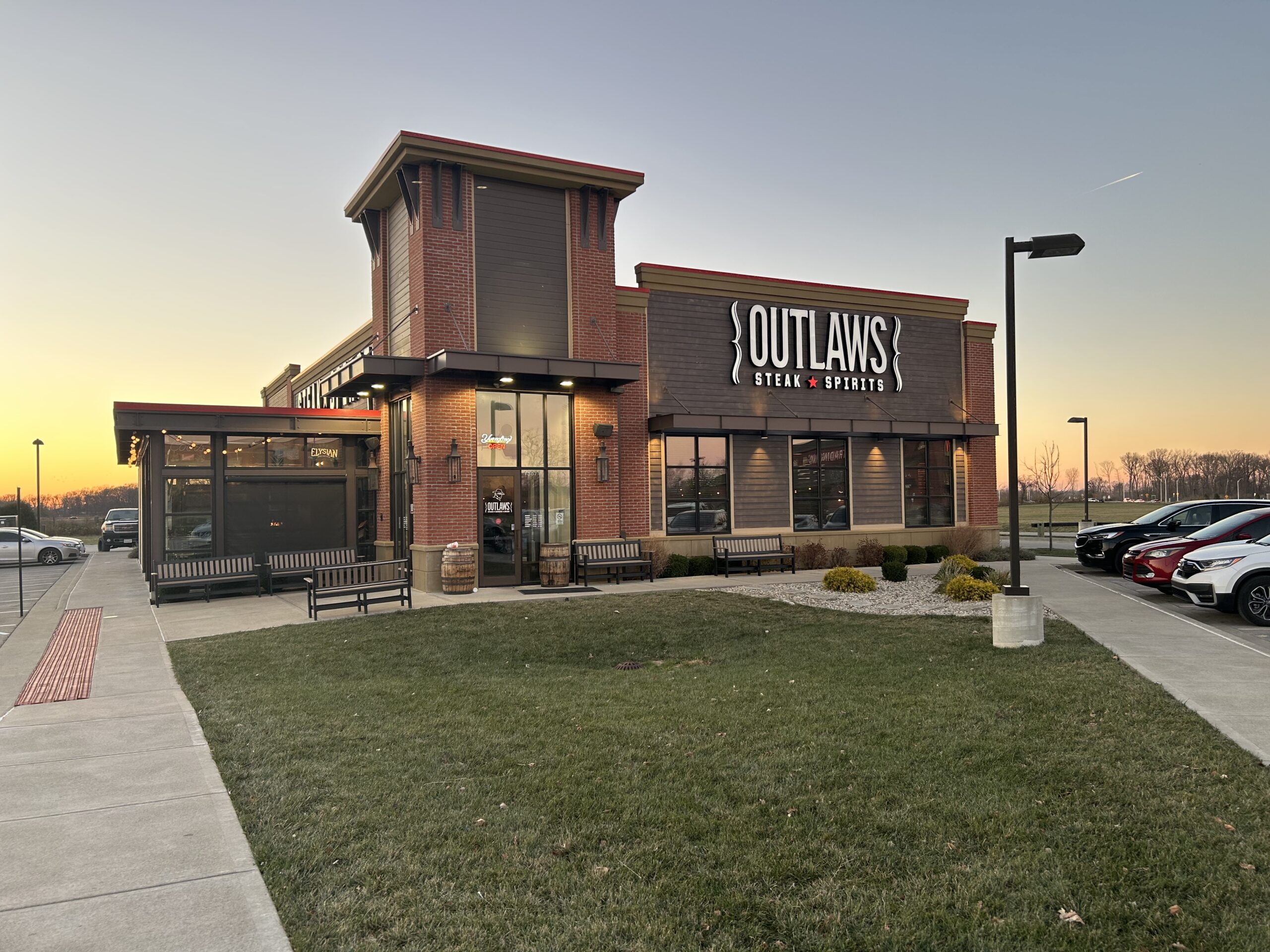 Outlaws Steaks Burgers Brews